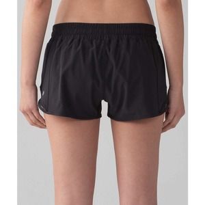 Lululemon Hotty Hot Short II 2.5" Black Women's 6